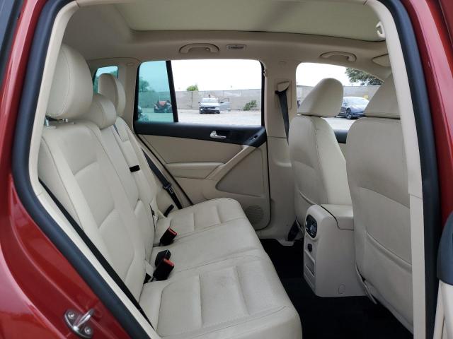 WVGAV7AX6GW074472 - 2016 VOLKSWAGEN TIGUAN S RED photo 11