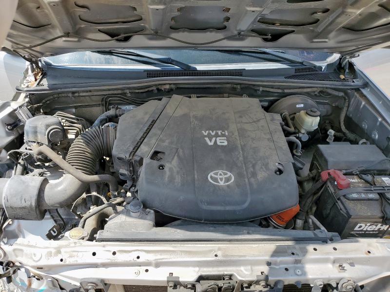 5TFJU4GN3EX061875 - 2014 TOYOTA TACOMA DOUBLE CAB PRERUNNER SILVER photo 11