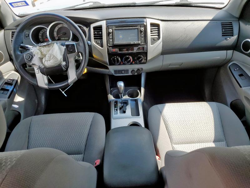 5TFJU4GN3EX061875 - 2014 TOYOTA TACOMA DOUBLE CAB PRERUNNER SILVER photo 8