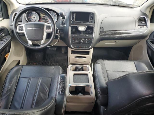 2C4RC1BG0FR696629 - 2015 CHRYSLER TOWN & COU TOURING SILVER photo 8