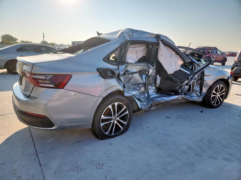 3VWAM7BU9RM042644 - 2024 VOLKSWAGEN JETTA SPORT SILVER photo 3