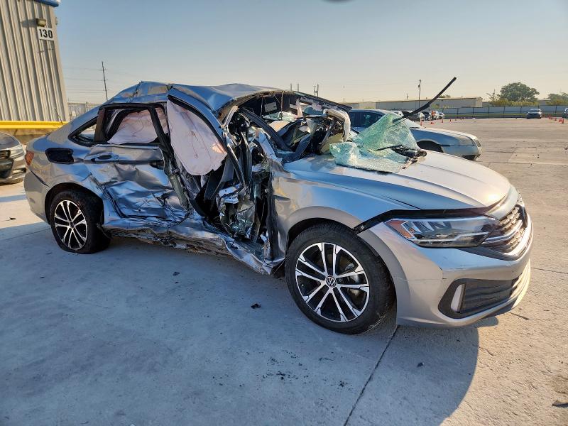 3VWAM7BU9RM042644 - 2024 VOLKSWAGEN JETTA SPORT SILVER photo 4