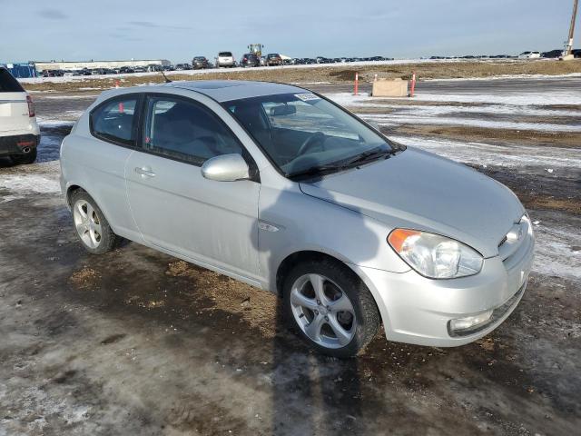 KMHCN35CX9U108050 - 2009 HYUNDAI ACCENT SE SILVER photo 4