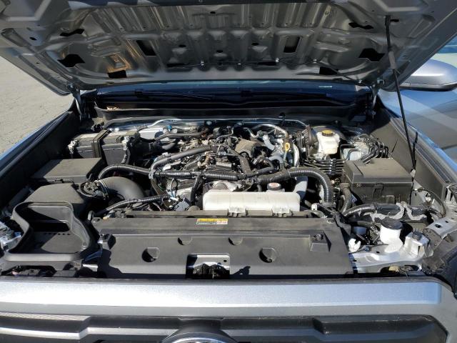 3TMLB5JN8RM000837 - 2024 TOYOTA TACOMA DOUBLE CAB Argent photo 11