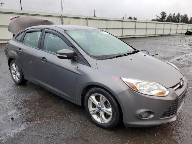 1FADP3F20EL251233 - 2014 FORD FOCUS SE GRAY photo 4