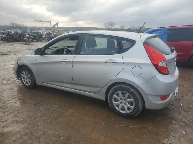 KMHCT5AE5CU015789 - 2012 HYUNDAI ACCENT GLS SILVER photo 2