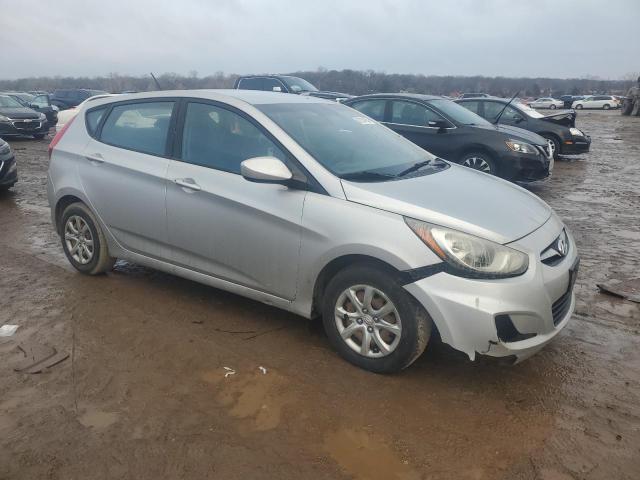 KMHCT5AE5CU015789 - 2012 HYUNDAI ACCENT GLS SILVER photo 4