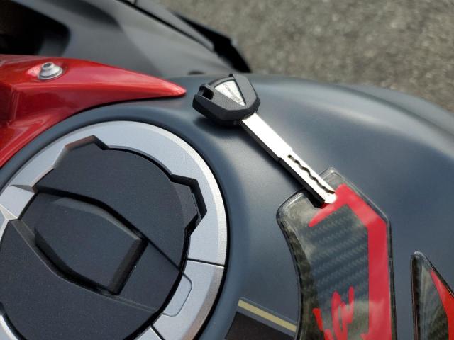 ML5EXER11RDAD5333 - 2024 KAWASAKI EX650 R TWO TONE photo 8