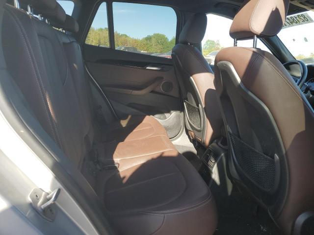 WBXJG9C01M5T16163 - 2021 BMW X1 XDRIVE28I SILVER photo 11