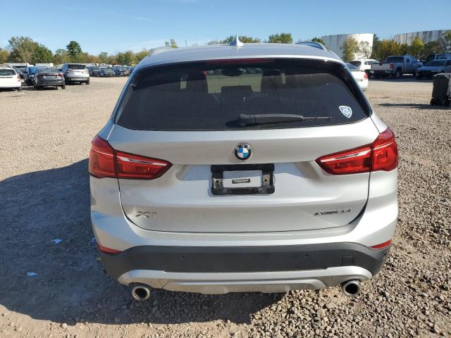 WBXJG9C01M5T16163 - 2021 BMW X1 XDRIVE28I SILVER photo 6