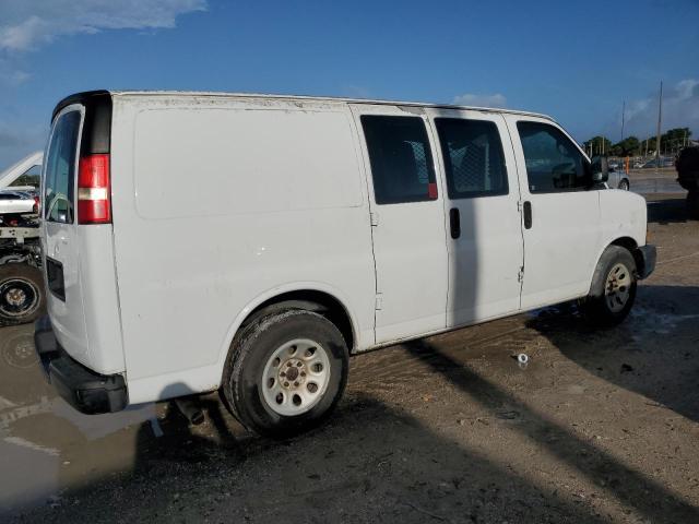 1GCSGAFXXD1133993 - 2013 CHEVROLET EXPRESS G1 WHITE photo 3
