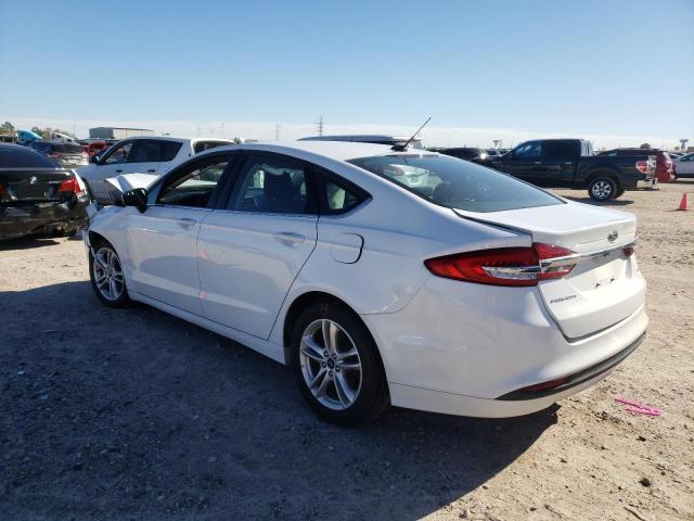 3FA6P0H72JR285993 - 2018 FORD FUSION SE WHITE photo 2