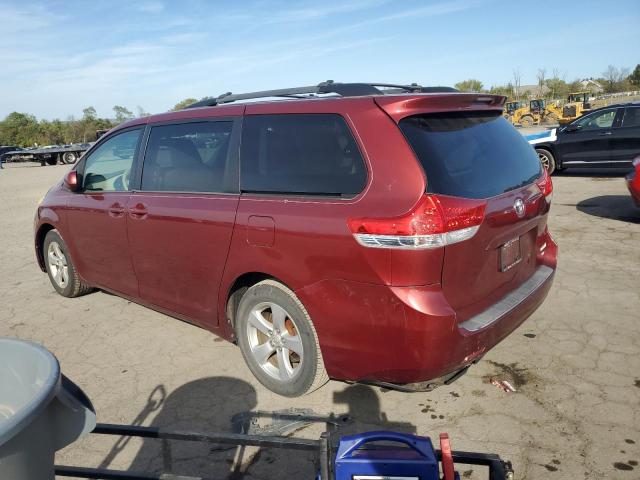 5TDKK3DCXCS278253 - 2012 TOYOTA SIENNA LE BURGUNDY photo 2