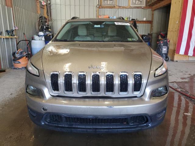 1C4PJLAB3GW312057 - 2016 JEEP CHEROKEE SPORT GOLD photo 5