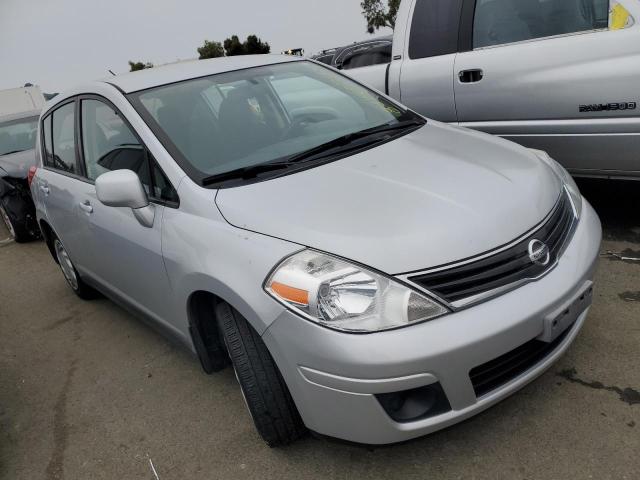 3N1BC1CP9BL441102 - 2011 NISSAN VERSA S SILVER photo 4