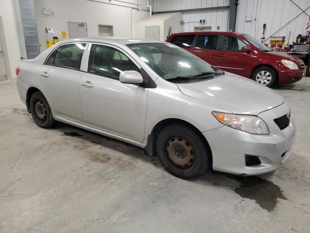 2T1BU40E99C098061 - 2009 TOYOTA COROLLA BASE SILVER photo 4