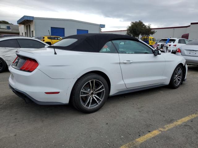 1FATP8UH5J5132687 - 2018 FORD MUSTANG WHITE photo 3