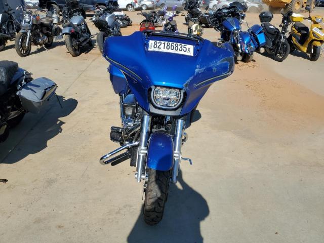 1HD1KB716SB606823 - 2025 HARLEY-DAVIDSON FLHX BLUE photo 2