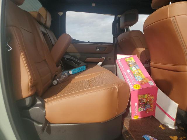 5TFMA5DB1RX226690 - 2024 TOYOTA TUNDRA CREWMAX PLATINUM Grün Foto 10