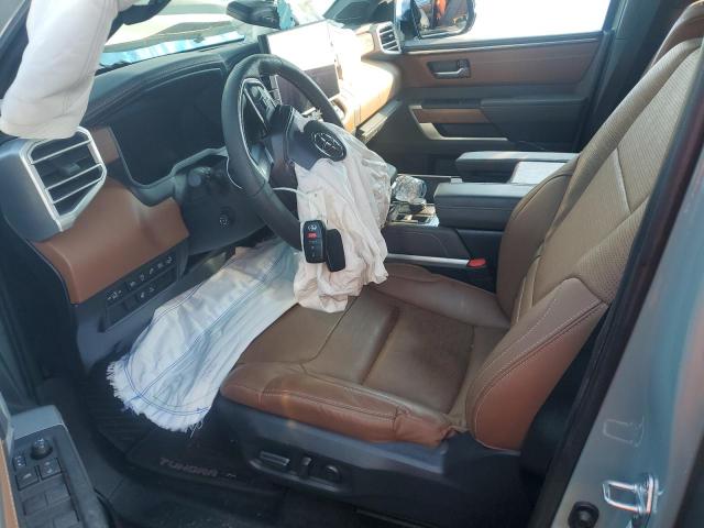 5TFMA5DB1RX226690 - 2024 TOYOTA TUNDRA CREWMAX PLATINUM Grün Foto 7