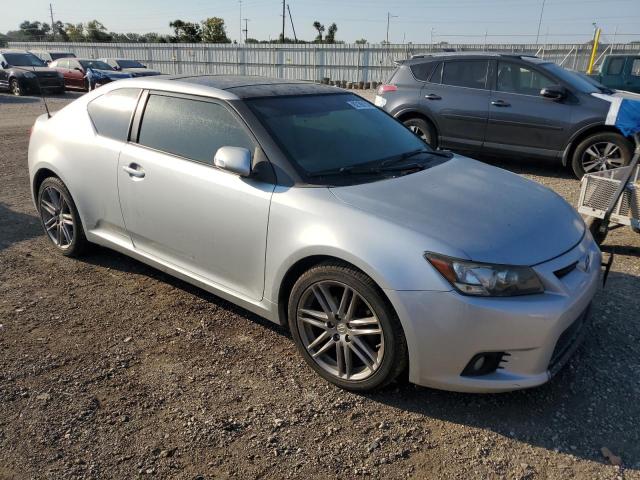 JTKJF5C73D3048145 - 2013 TOYOTA SCION TC Argent photo 4
