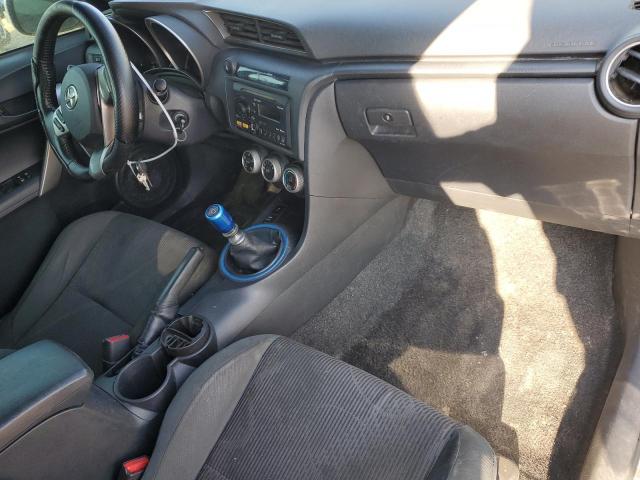 JTKJF5C73D3048145 - 2013 TOYOTA SCION TC Argent photo 8