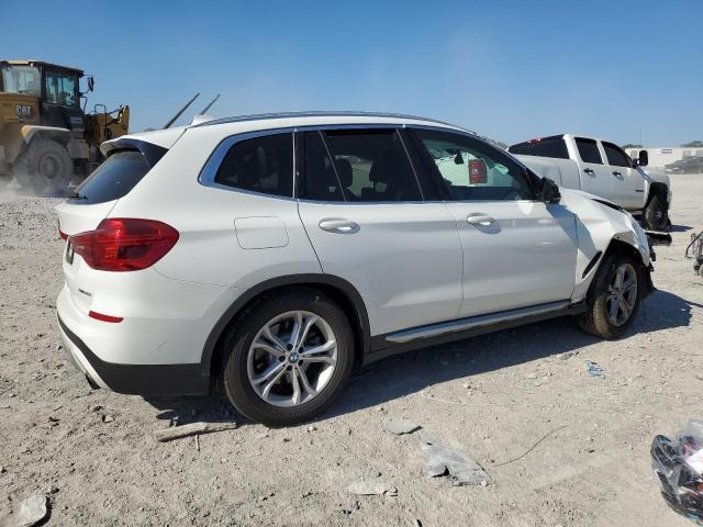 5UXTR9C56KLP81766 - 2019 BMW X3 XDRIVE30I WHITE photo 3