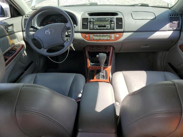 4T1BF30K35U614921 - 2005 TOYOTA CAMRY LE SILVER photo 8