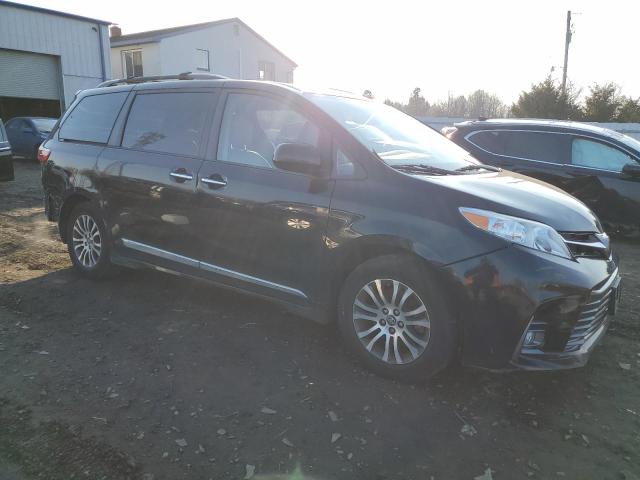 5TDYZ3DC2JS953645 - 2018 TOYOTA SIENNA XLE BLACK photo 4