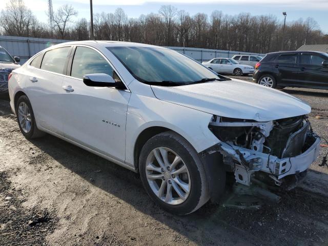 1G1ZD5ST3JF144052 - 2018 CHEVROLET MALIBU LT WHITE photo 4