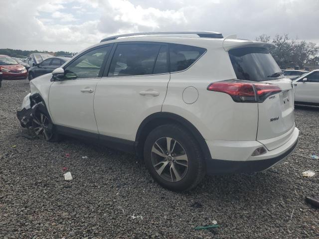 JTMRFREV2HJ705015 - 2017 TOYOTA RAV4 XLE WHITE photo 2