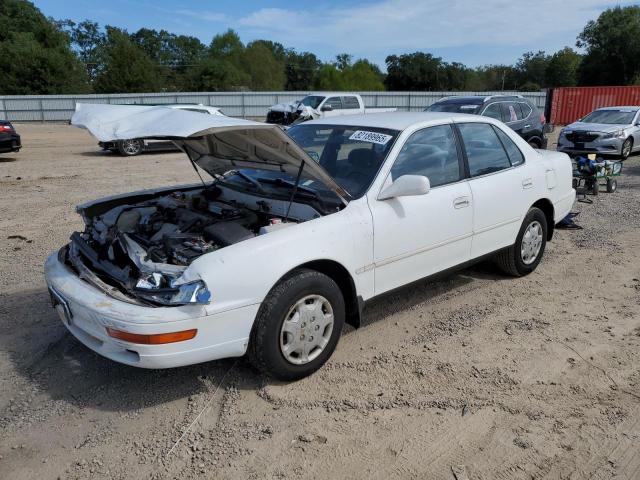 1992 TOYOTA CAMRY LE, 