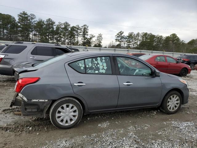 3N1CN7APXHL827959 - 2017 NISSAN VERSA S GRAY photo 3