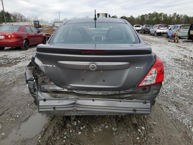 3N1CN7APXHL827959 - 2017 NISSAN VERSA S GRAY photo 6