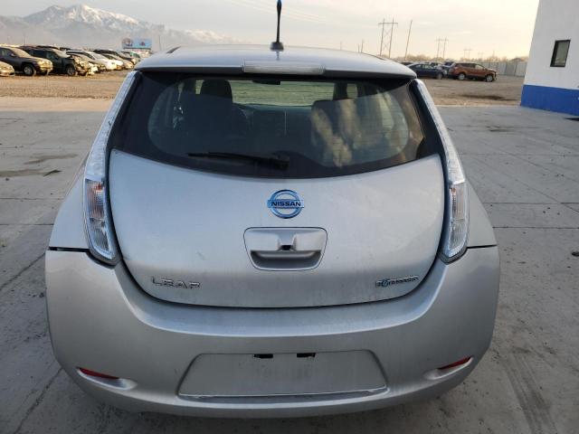 1N4AZ0CP3EC336224 - 2014 NISSAN LEAF S SILVER photo 6