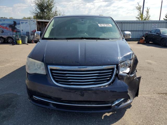 2C4RC1CG9DR767452 - 2013 CHRYSLER TOWN & COU TOURING L BLUE photo 5