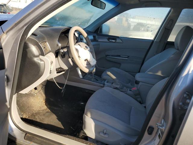 JF2SHADC7BH726813 - 2011 SUBARU FORESTER 2.5X PREMIUM Silber Foto 7