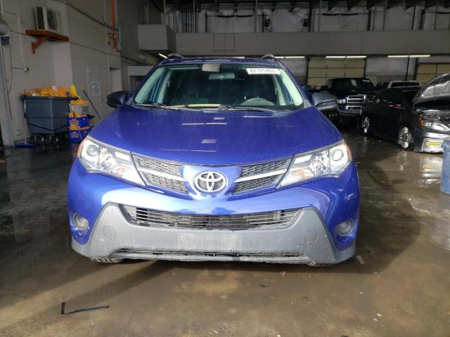 2T3BFREV5FW264884 - 2015 TOYOTA RAV4 LE BLUE photo 5