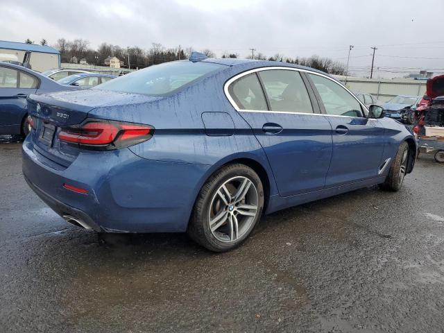 WBA13BJ04MWW90874 - 2021 BMW 530 XI BLUE photo 3