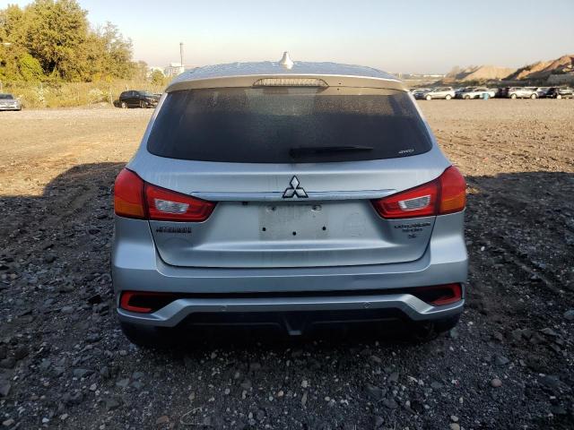 JA4AR3AW3JZ019048 - 2018 MITSUBISHI OUTLANDER ES 银色 照片 6