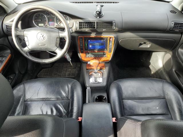 WVWRH63B02P302592 - 2002 VOLKSWAGEN PASSAT GLX Կանաչ լուսանկար 8