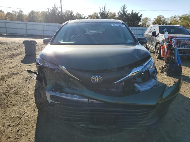 5TDBRKEC6MS030233 - 2021 TOYOTA SIENNA LE 绿色 照片 5