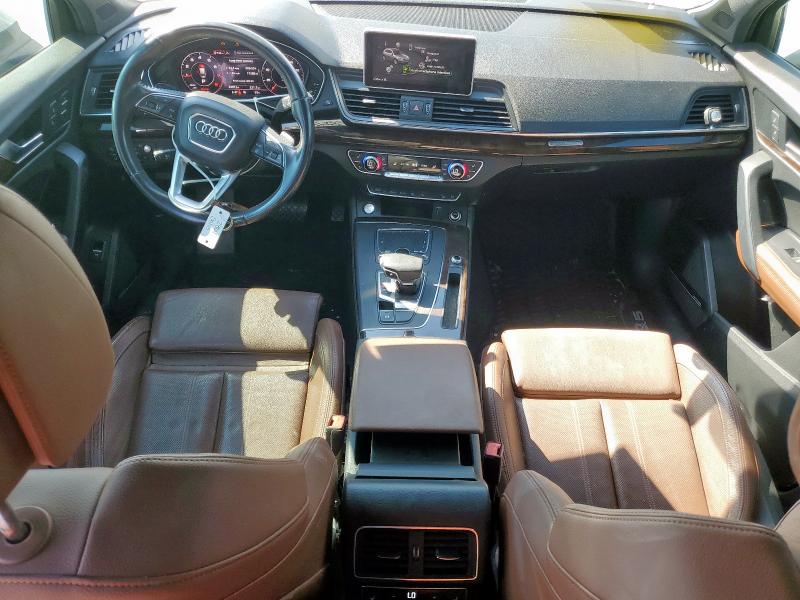 WA1CNAFY9K2113108 - 2019 AUDI Q5 PRESTIGE Weiß Foto 8