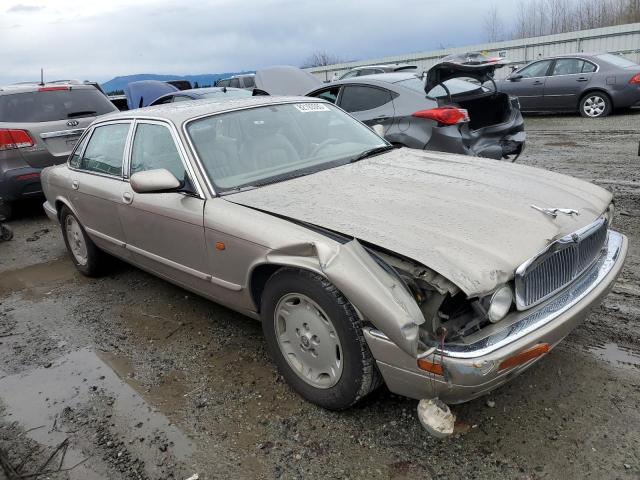 SAJHX1744TC761308 - 1996 JAGUAR XJ6 BEIGE photo 4