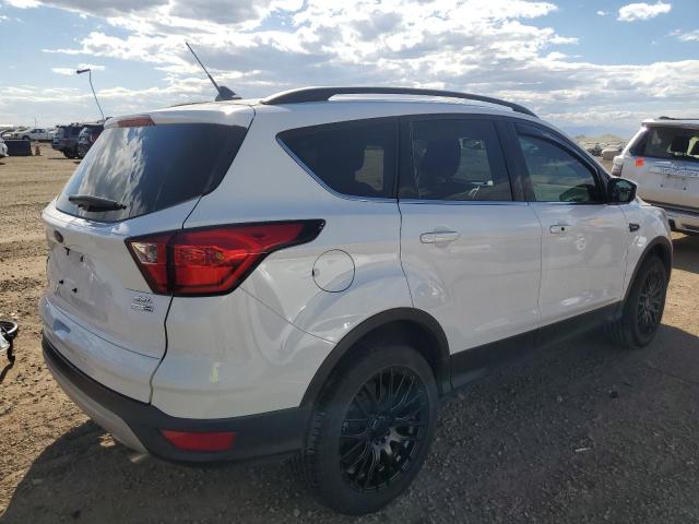 1FMCU9HD8KUB86326 - 2019 FORD ESCAPE SEL WHITE photo 3