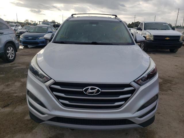 KM8J33AL4JU706464 - 2018 HYUNDAI TUCSON SPORT SILVER photo 5