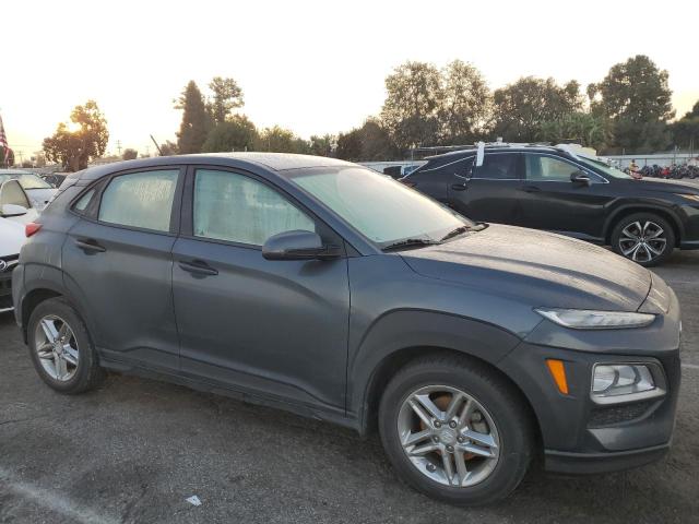 KM8K12AA4JU090798 - 2018 HYUNDAI KONA SE GRAY photo 4