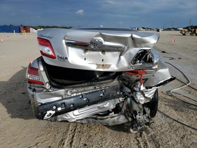 4T1BF3EK2BU150797 - 2011 TOYOTA CAMRY BASE SILVER photo 6