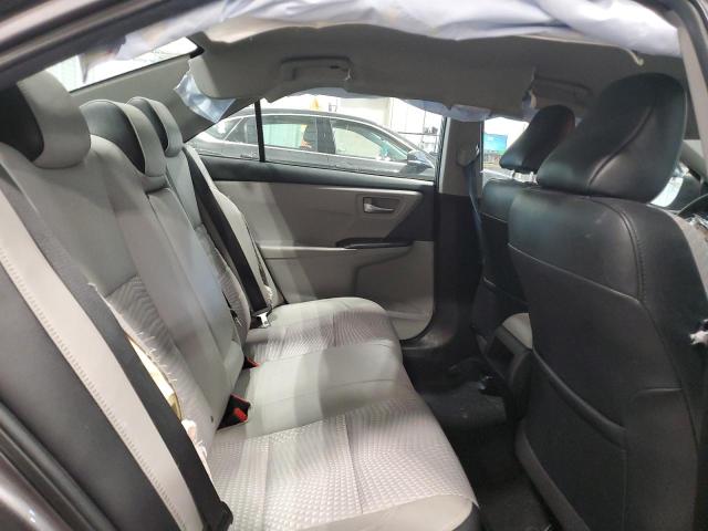 4T1BF1FK1FU986318 - 2015 TOYOTA CAMRY LE GRAY photo 10