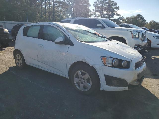 1G1JA6SH5G4171717 - 2016 CHEVROLET SONIC LS WHITE photo 4